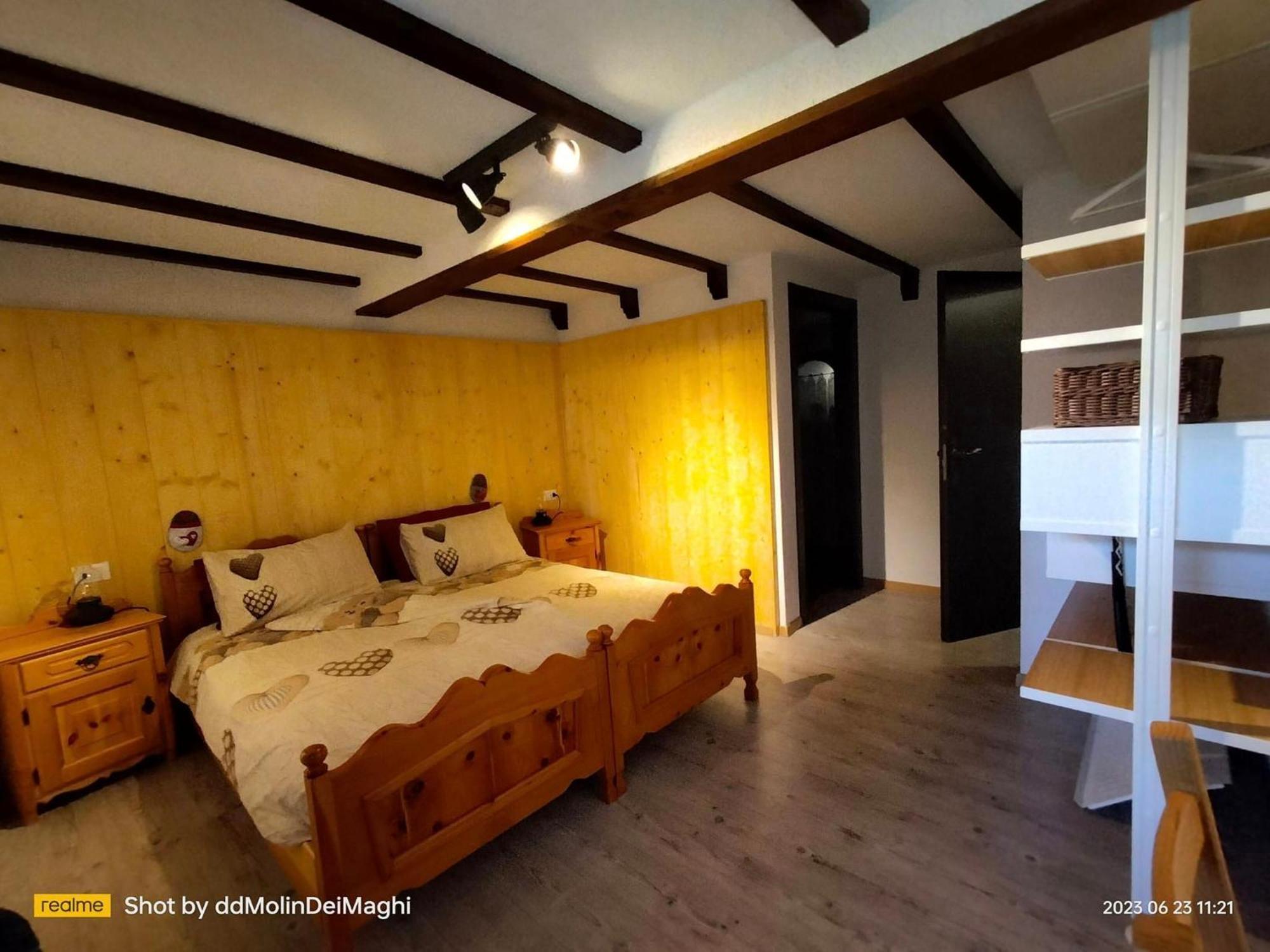 Molindeimaghi Bed & Breakfast Fondo Luaran gambar